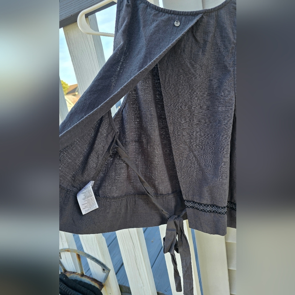 Rusty Gray Tank Top - Picture 5 of 10